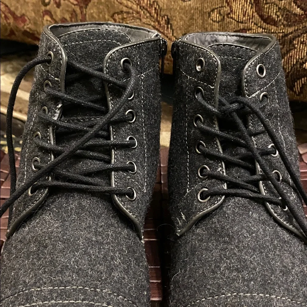 JOSEPH ABBOUD Grey Wool Boots Size 9 1/2 M